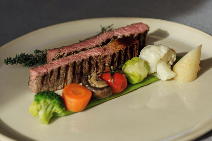 Dining 64 of 87