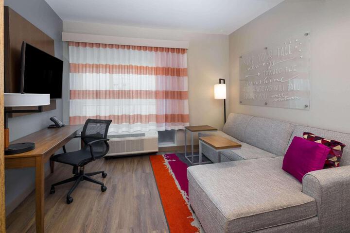 Room 15 of 19
