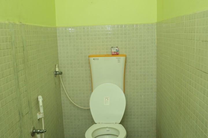 Room 20 of 38