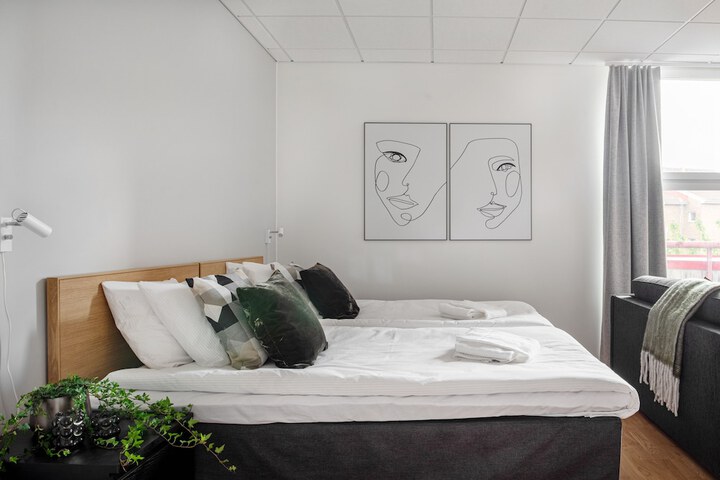 Room 7 of 47