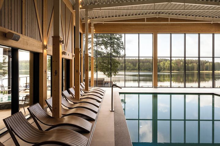 Exterior of Aries Lago Park Hotel & Spa