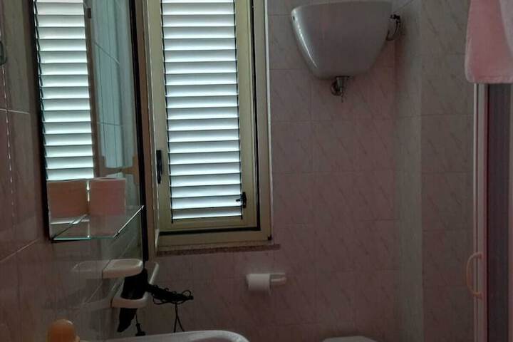 Room 25 of 130