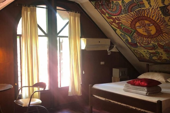 Room 29 of 53