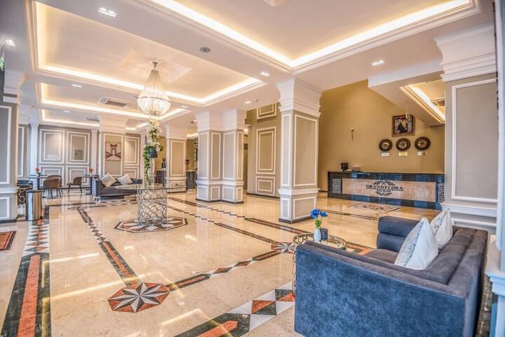 Hotel 4 of 32