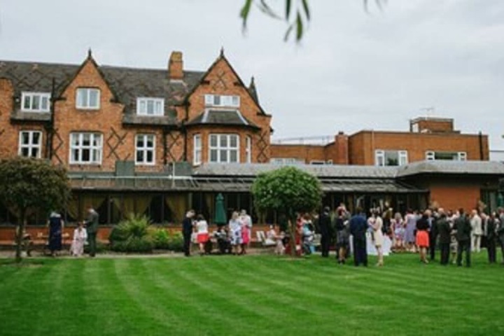 Hotel Exterior 60 of 62