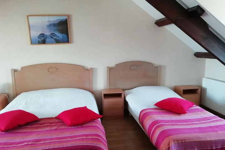 Room 4 of 29