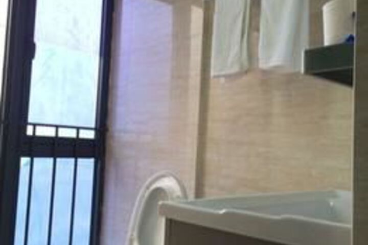 Room 3 of 40