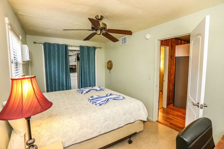 Room 7 of 31