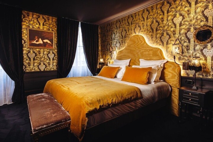 Room 21 of 66
