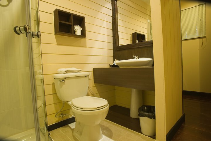 Clean Restrooms