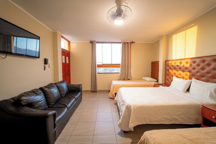 Room 17 of 36