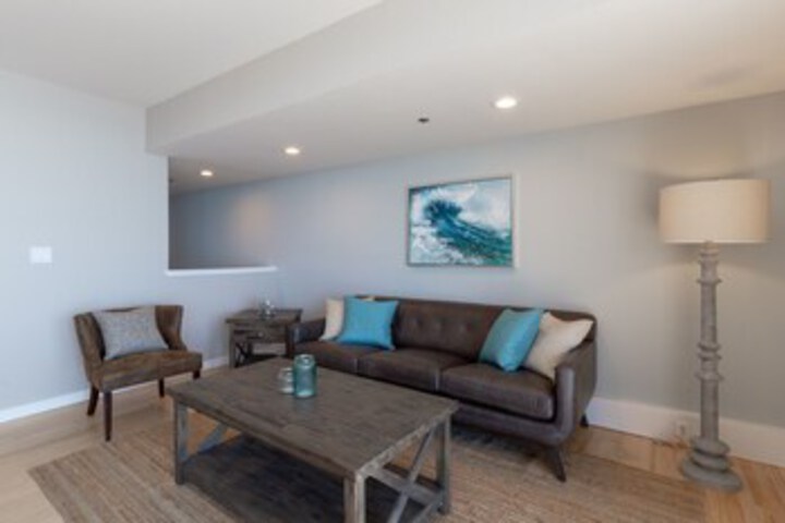 Hotel Interior 17 of 42