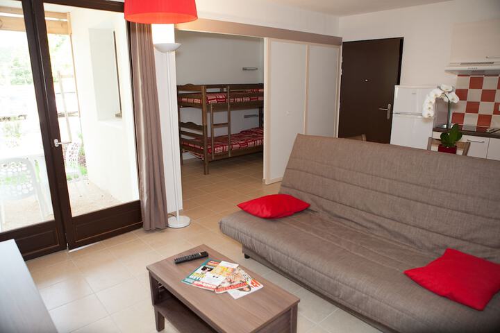 Room 15 of 60