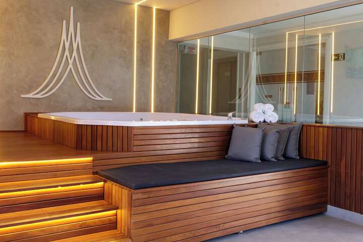 Relaxing Spa