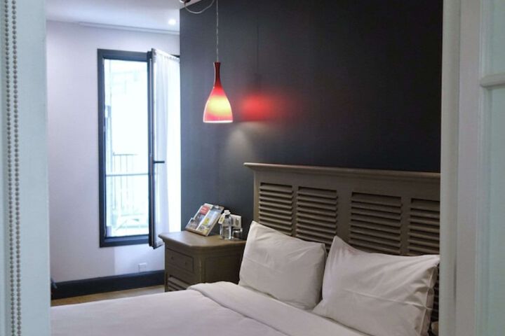 Room 47 of 90