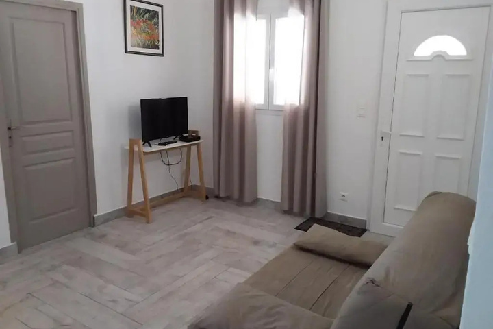 Room 13 of 15
