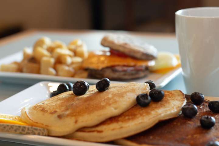 Dining Photos