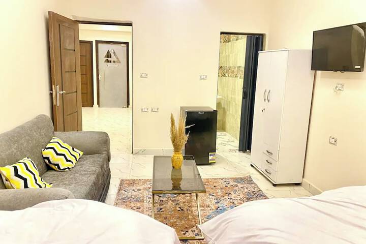 Room 5 of 27
