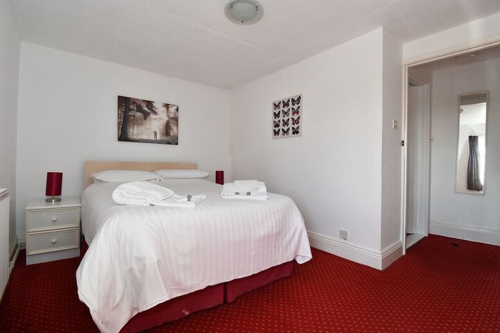 Room 12 of 54