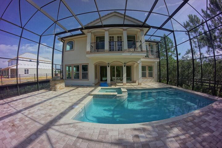Pool 10 of 24