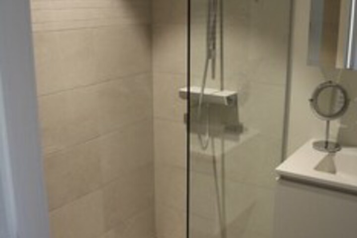 Room 3 of 12