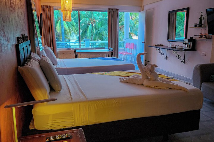 Room 22 of 172