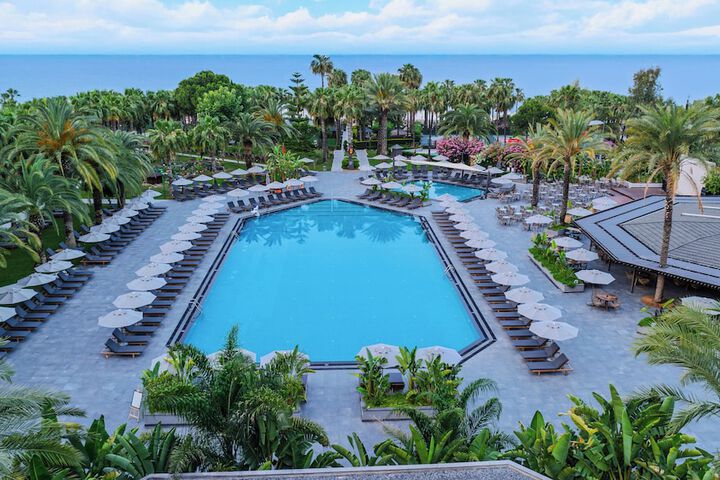 Miramare Beach Hotel