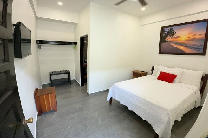 Room 2 of 41