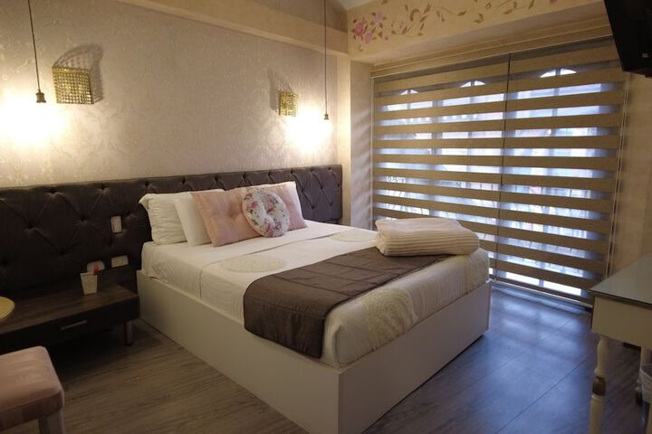 Room 10 of 62