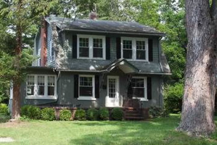 Enchanted Cottage on Glen