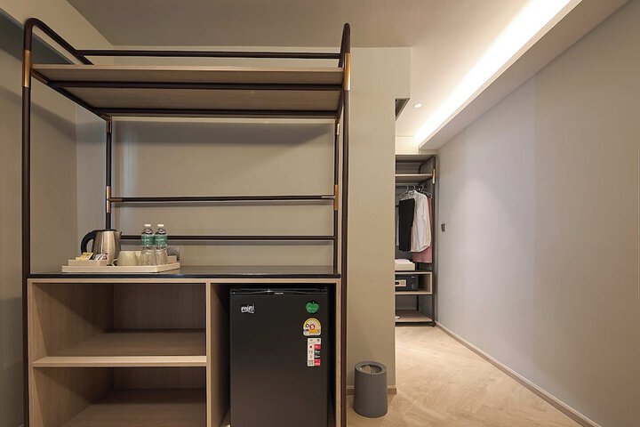 Room 19 of 209