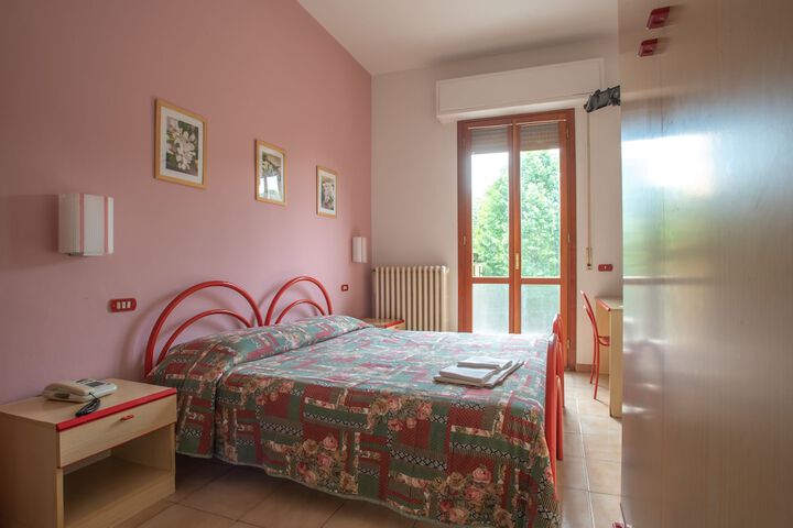 Room 4 of 45