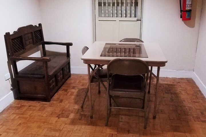 Room 42 of 71