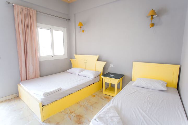 Room 4 of 21
