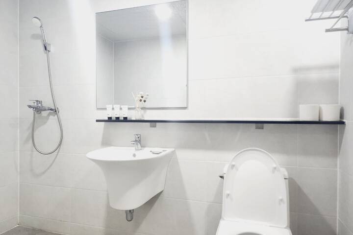 Room 4 of 45