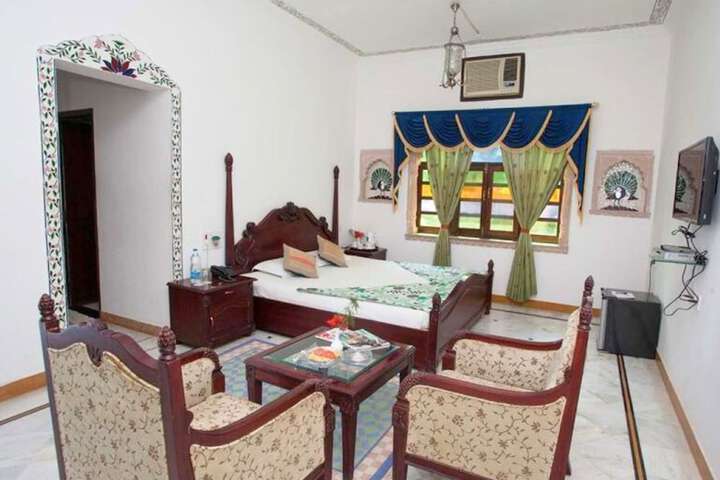 Room 19 of 71