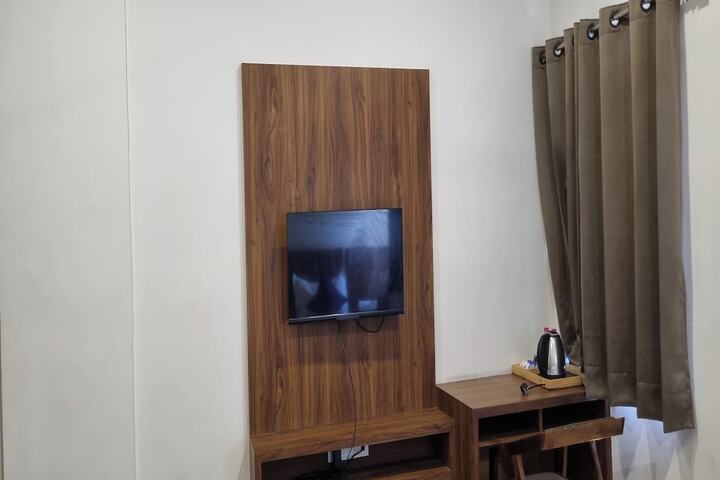 Room 7 of 75