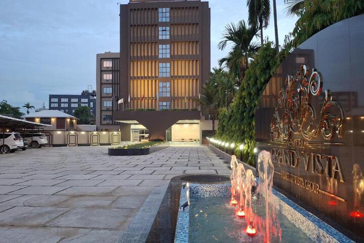 Hotel Grand Vista
