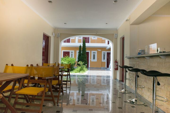Hotel 2 of 66