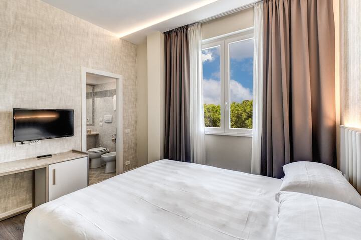 Room 20 of 95