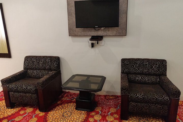 Room 51 of 103