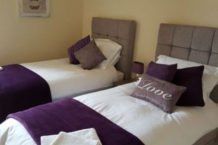 Room 14 of 27