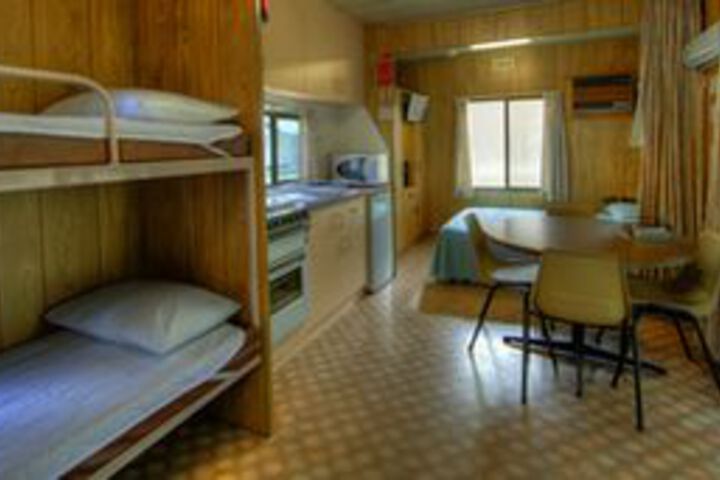 Room 16 of 36