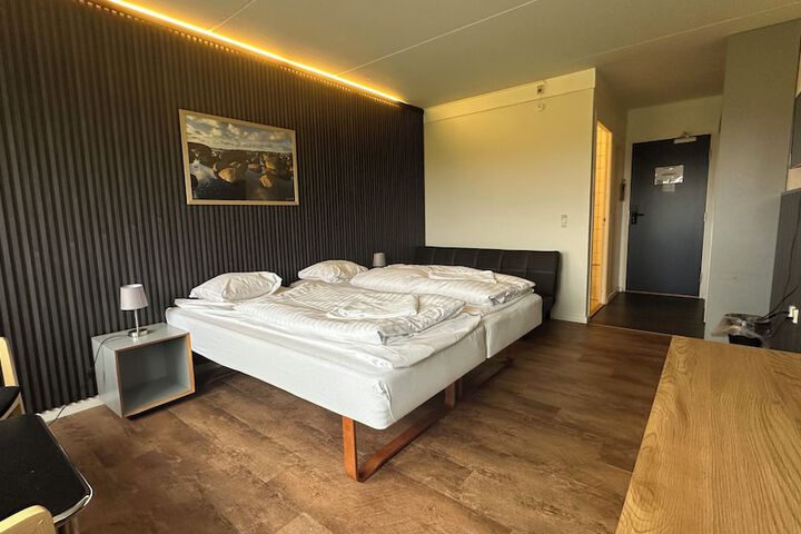 Room 8 of 41