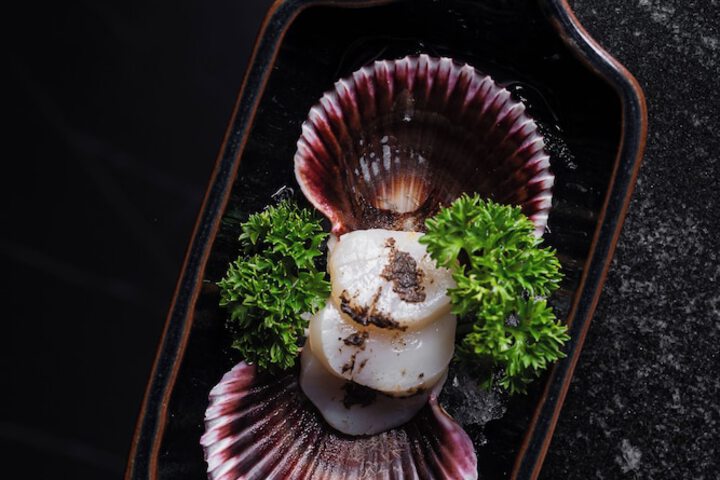 Dining 68 of 77