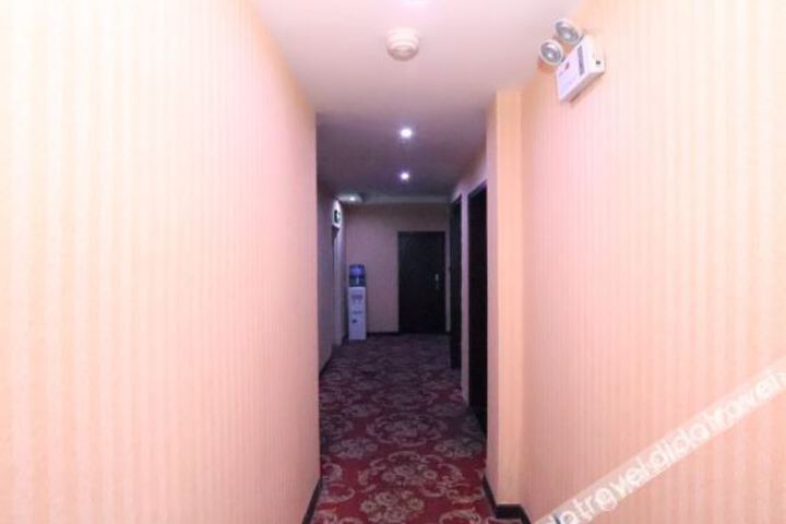 Hotel Interior 15 of 32