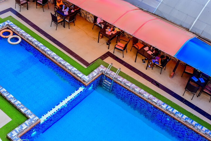 Pool 19 of 26