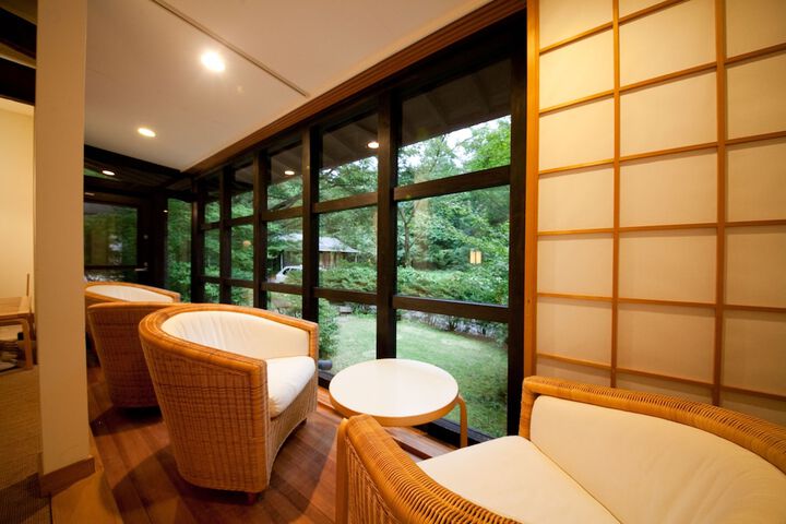 Room 4 of 23