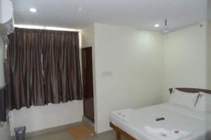 Room 14 of 21
