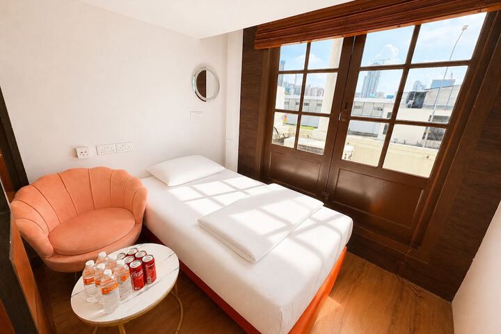 Room 86 of 121